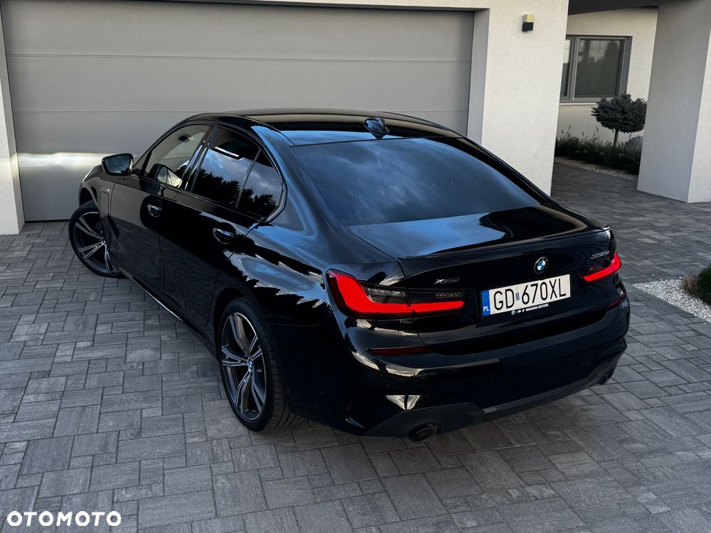BMW Seria 3 330e xDrive M Sport sport - 2