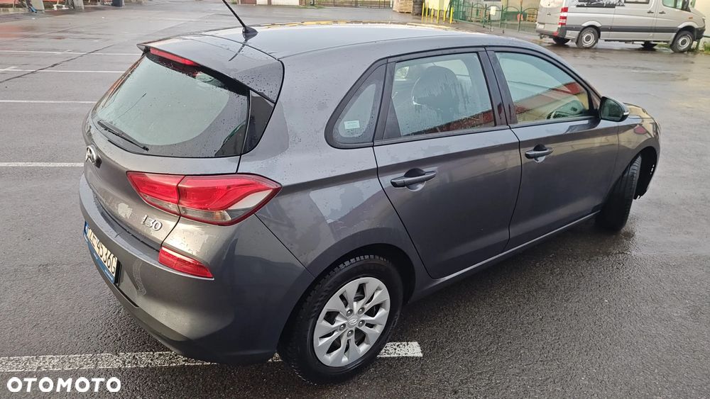 Hyundai i30 1.4 Classic + - 7
