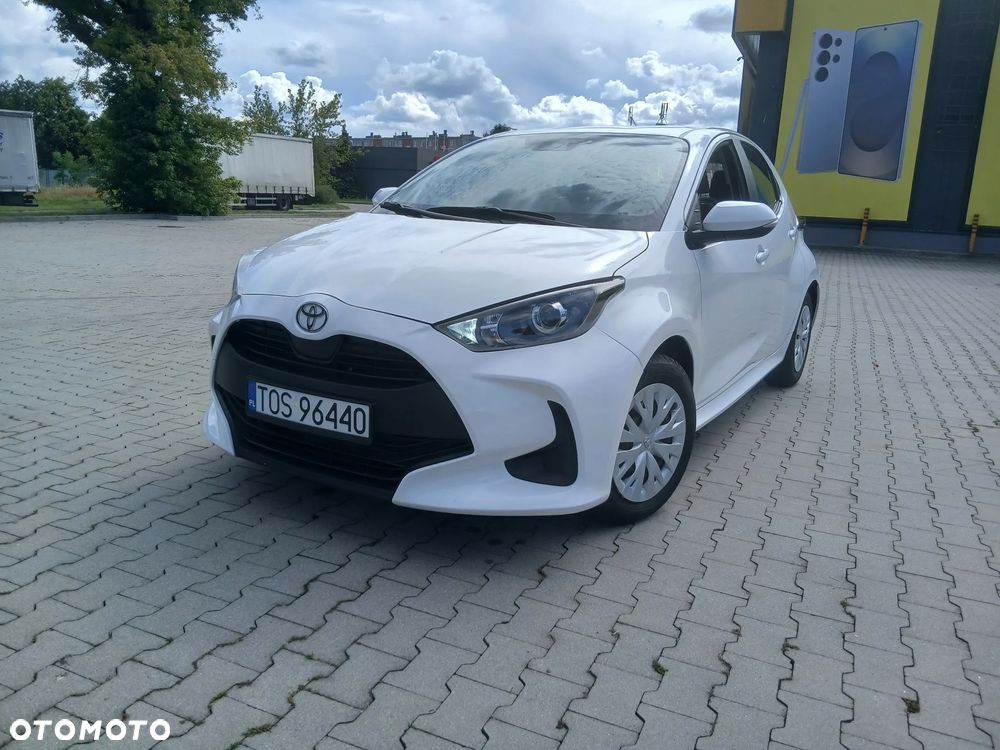 Toyota Yaris - 1