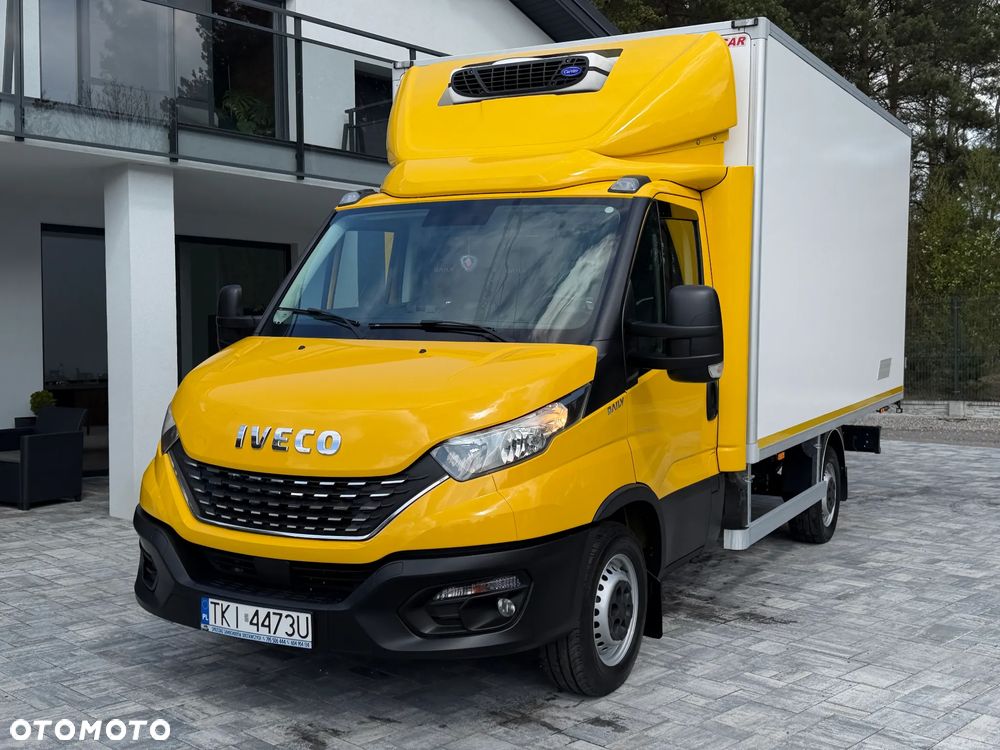 Iveco 35S16 3.0l Chłodnia 8 Palet / Agregat Carrier Viento / Izoterma RomCar / Unikatowy stan / Nowe opony / Serwisowany w aso / FV23% - 13