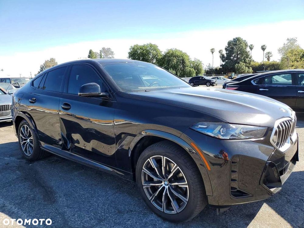 BMW X6 - 10