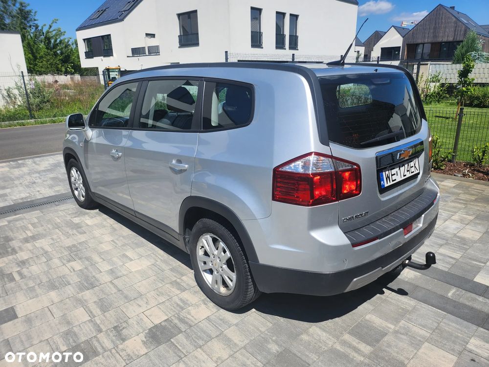 Chevrolet Orlando 2.0 D LT+ - 4