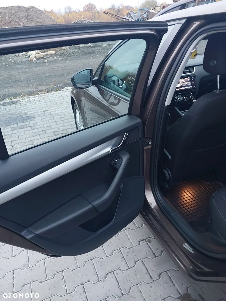 Skoda Octavia 1.6 TDI SCR Active - 11