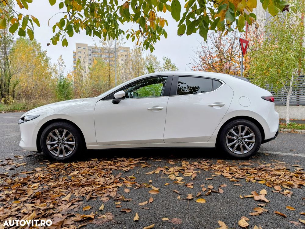 Mazda 3 e-Skyactiv G122 MHEV - 11
