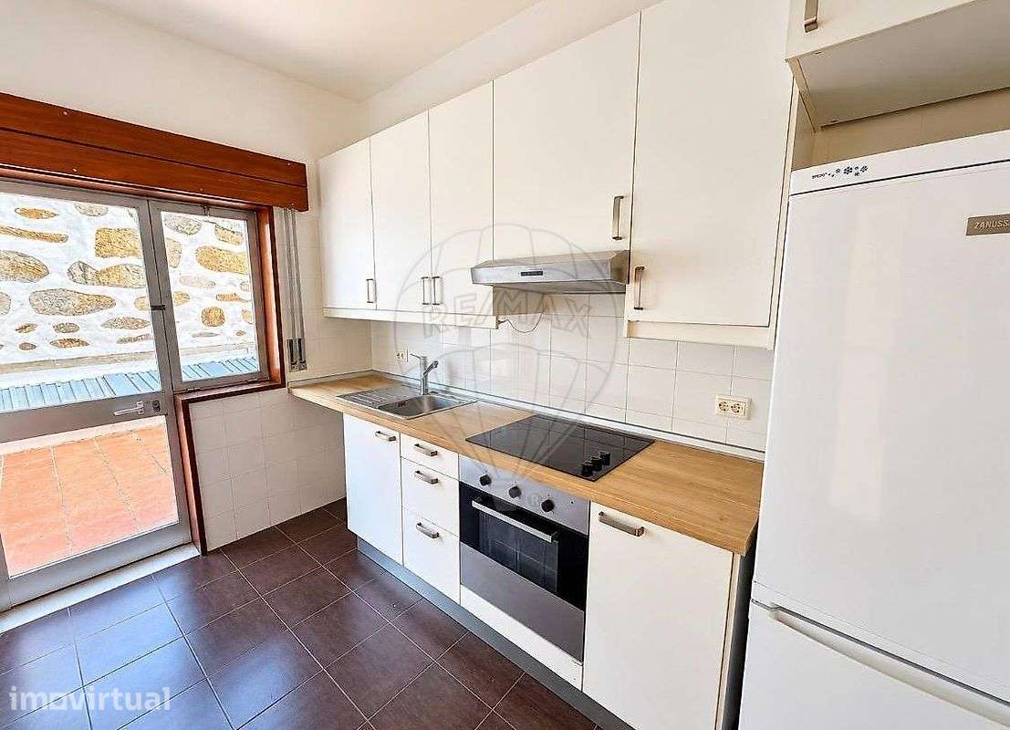 Apartamento T2 para arrendamento - Grande imagem: 5/14