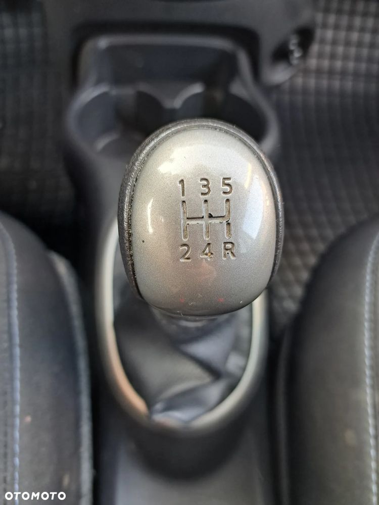 Nissan Micra 1.2 Tekna EU6 - 12