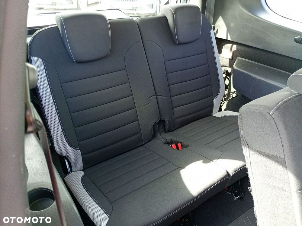Dacia Lodgy 1.5 Blue dCi Stepway Comfort S&S - 33