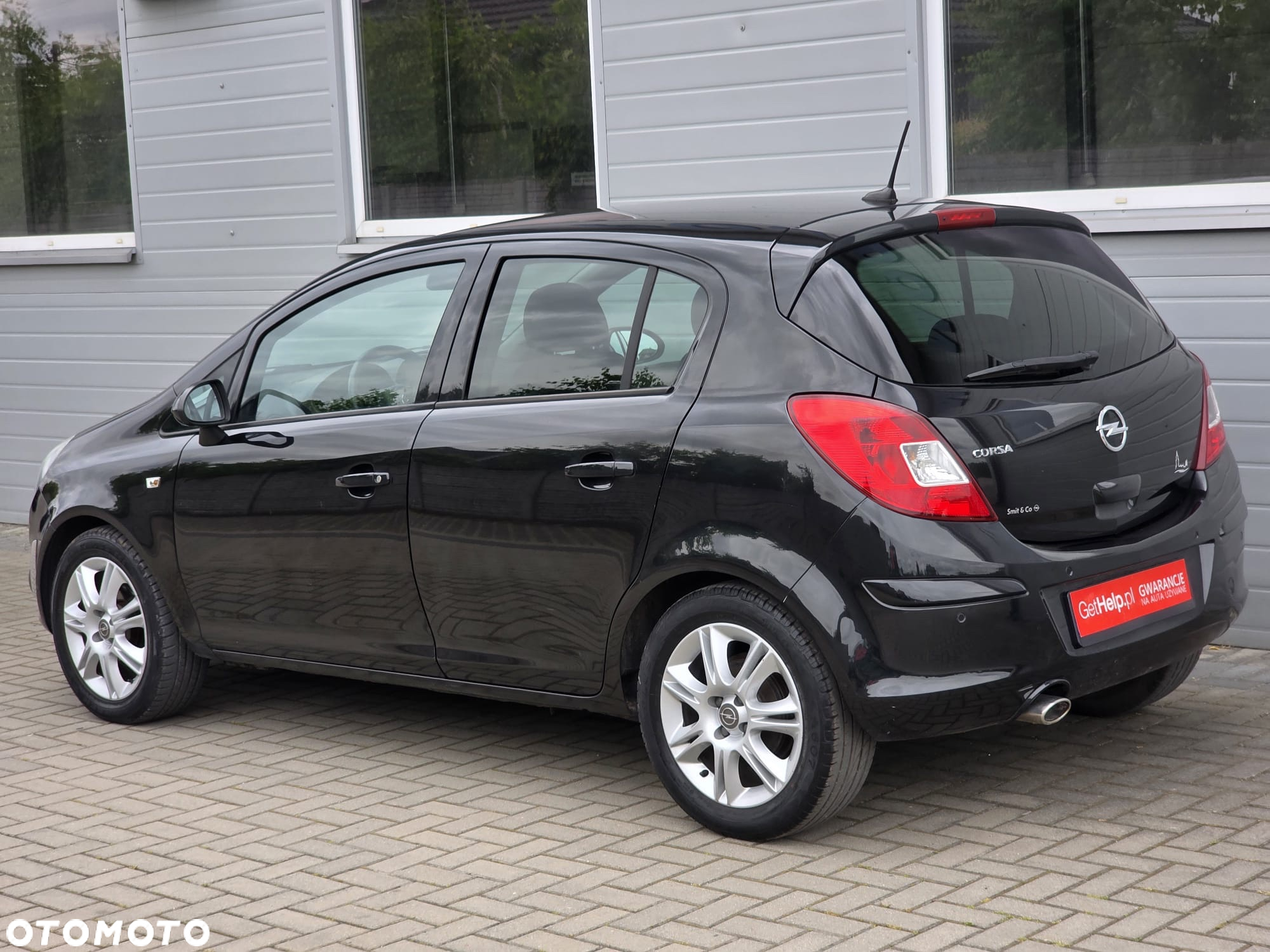 Opel Corsa 1.2 16V Cosmo S&S - 11