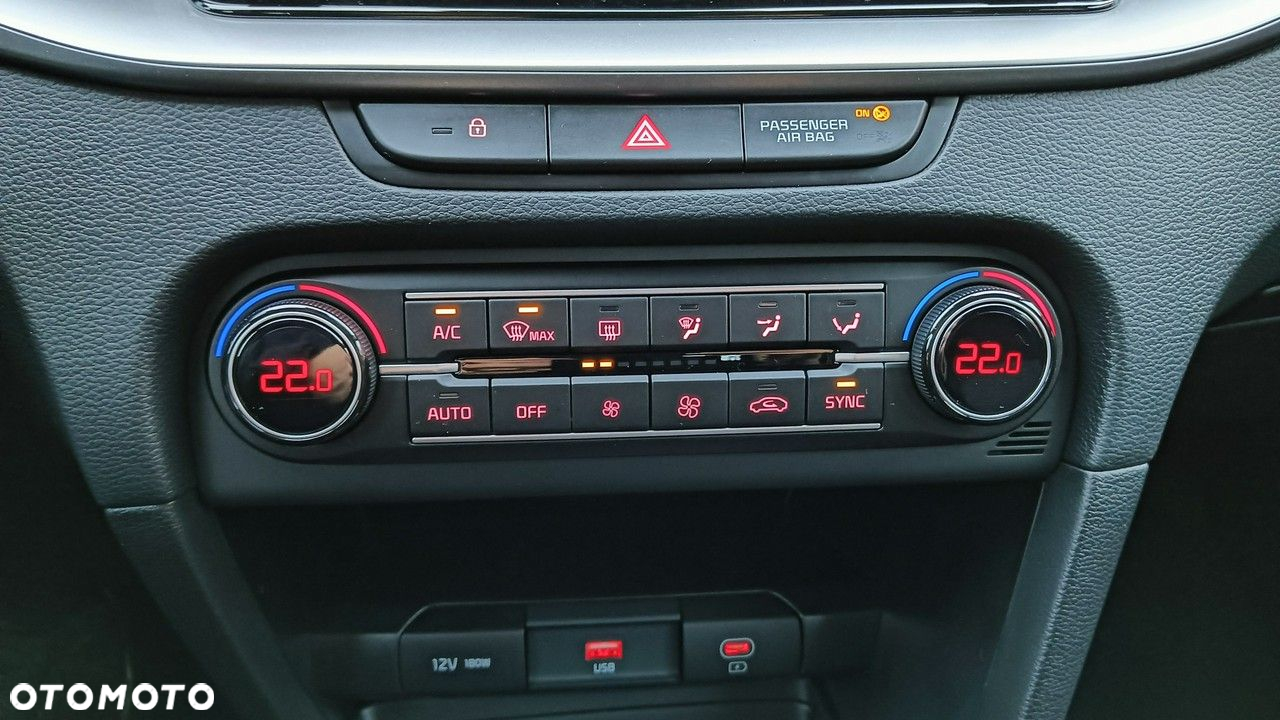 Kia Ceed - 29