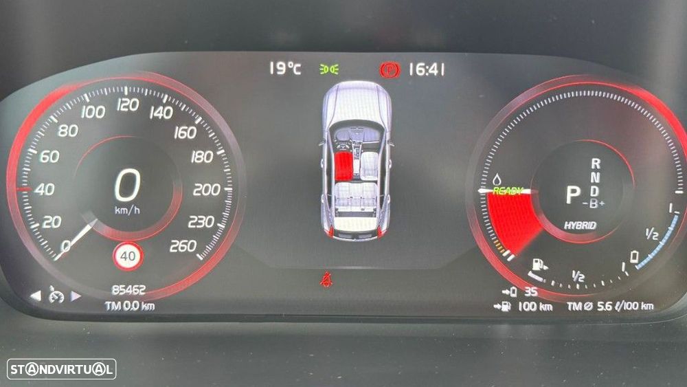 Volvo XC 40 1.5 T5 PHEV Momentum Plus - 12