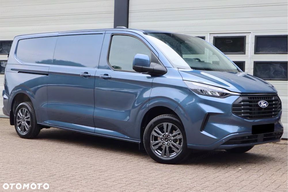 Ford Transit Custom 320 L2H1 Limited 2.0 150KM - 2