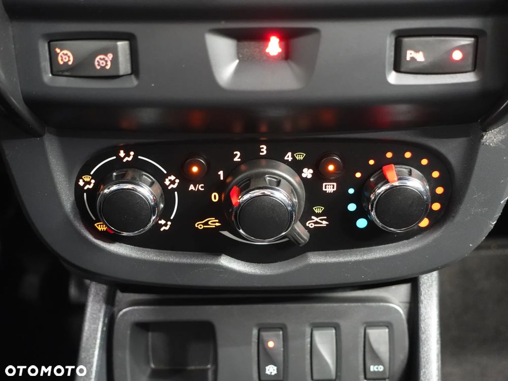 Dacia Duster SCe 115 4x2 Laureate - 33