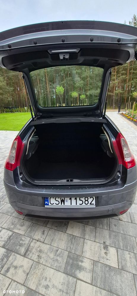 Citroën C4 1.4 16V Impress - 15