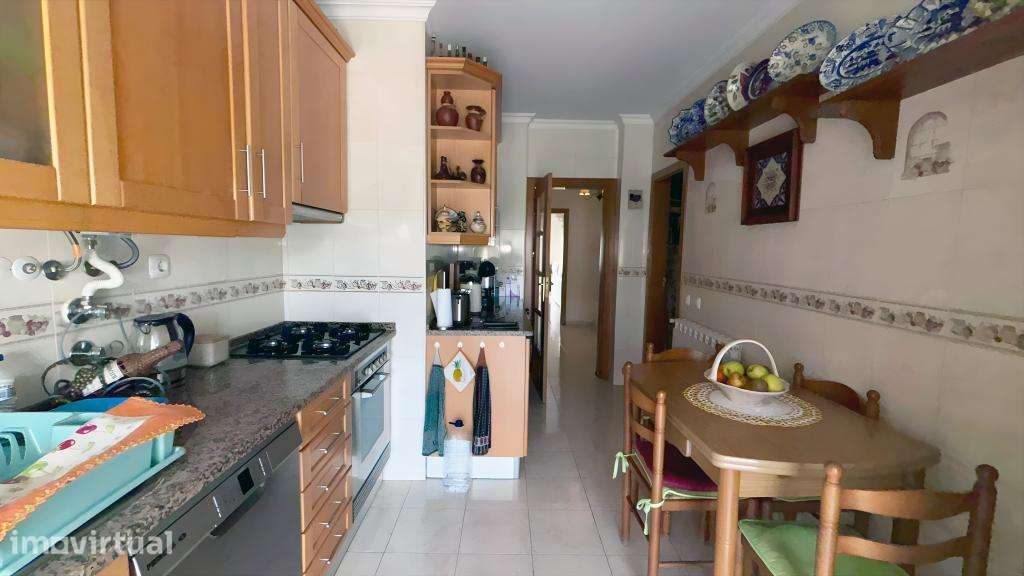 Apartamento T3 com lugar garagem - Grande imagem: 5/7