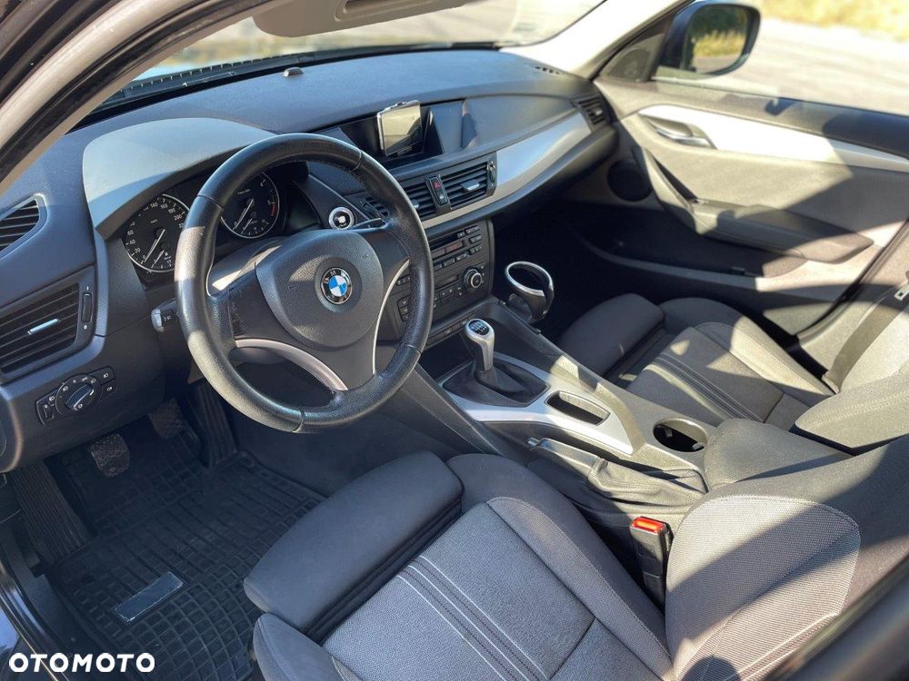BMW X1 sDrive20d - 14