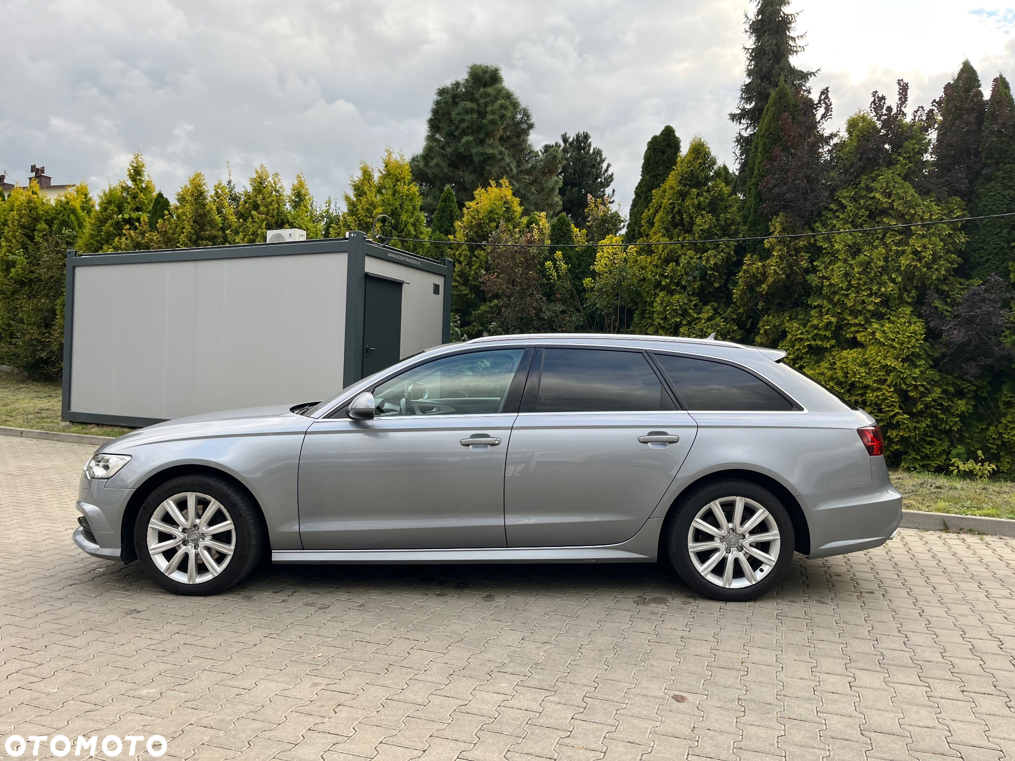 Audi A6 - 4