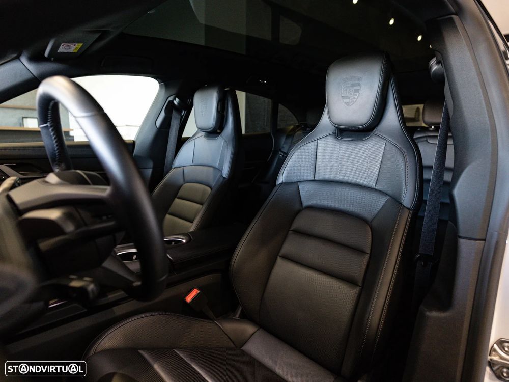 Porsche Taycan Sport Turismo 4S - 27