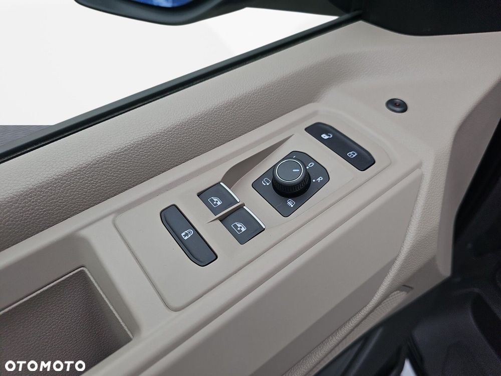 Volkswagen Multivan 1.5 TSI L2 Life DSG - 19