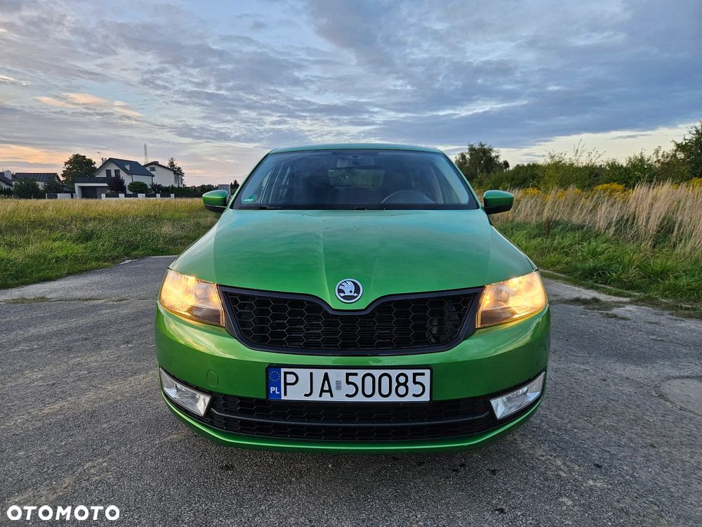 Skoda Rapid 2013 photo 3