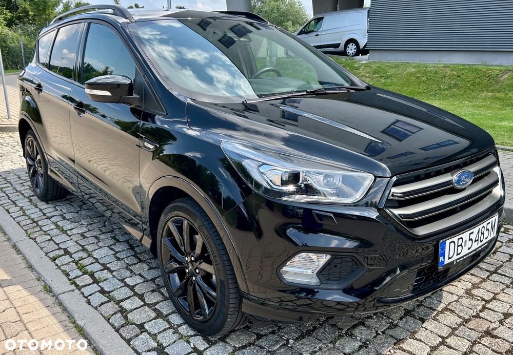 Ford Kuga 1.5 EcoBoost 2x4 Titanium - 6