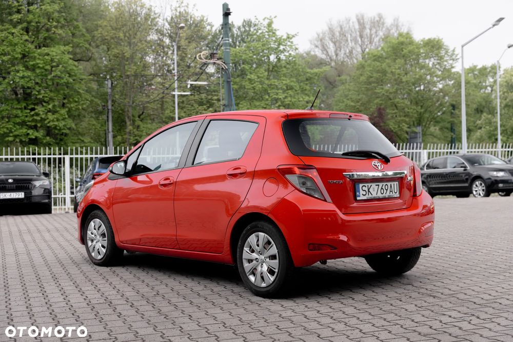 Toyota Yaris 1.33 Luna - 5