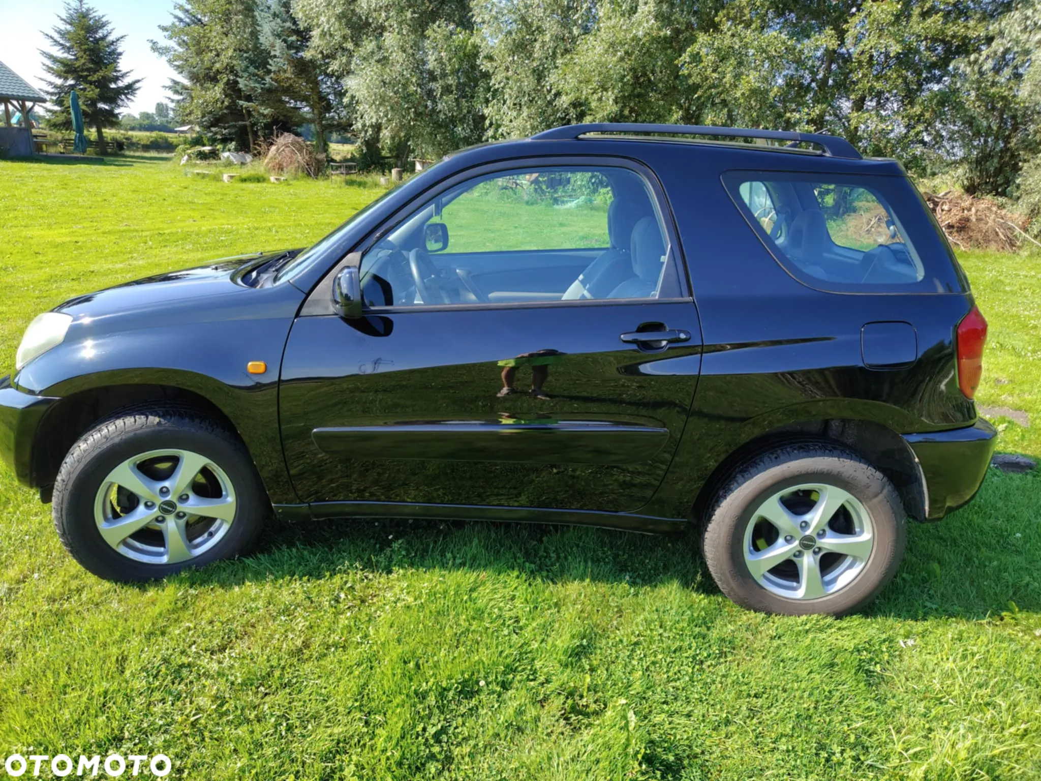 Toyota RAV4 1.8 VVT-i 4x2 - 2