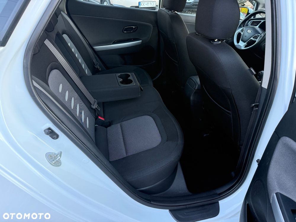 Kia Ceed 1.6 GDI L - 9
