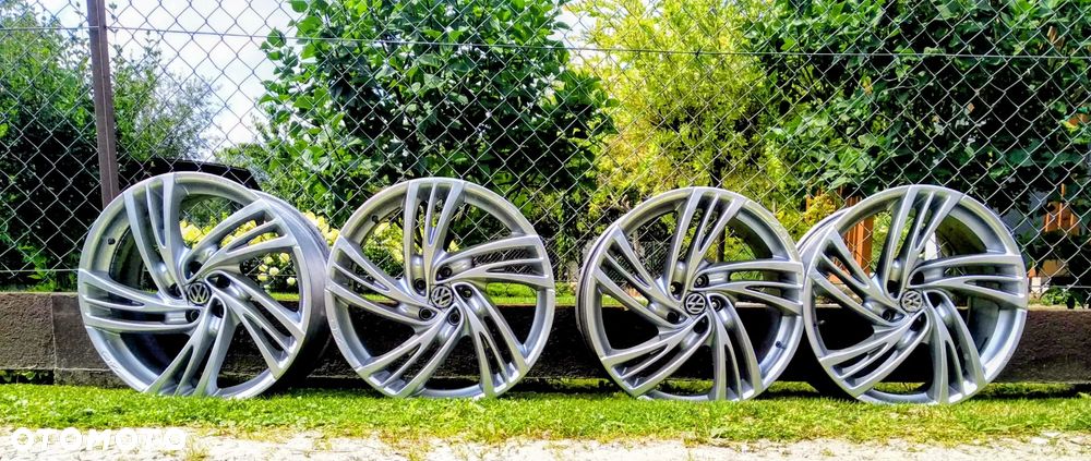 20 cali Felgi Aluminiowe VW MultiVan Caravelle Transporter T5 T6 Touareg BMW OZ Racing - 3