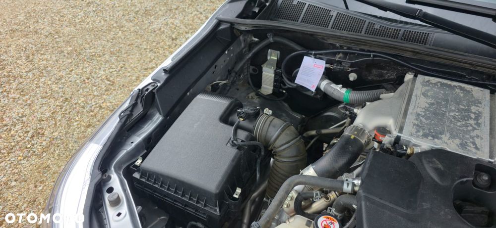 Toyota Hilux 2.4 D-4D Extra Cab SR 4x4 - 13