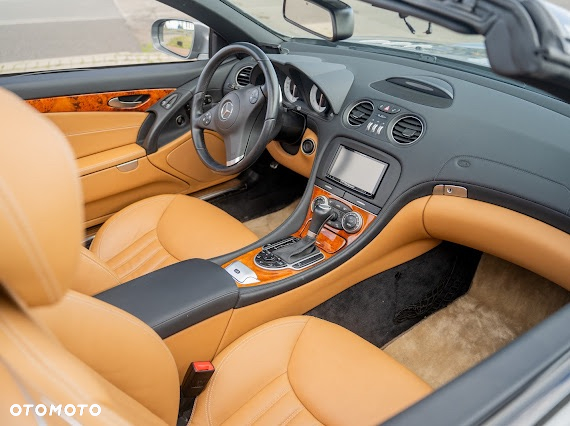 Mercedes-Benz SL - 36