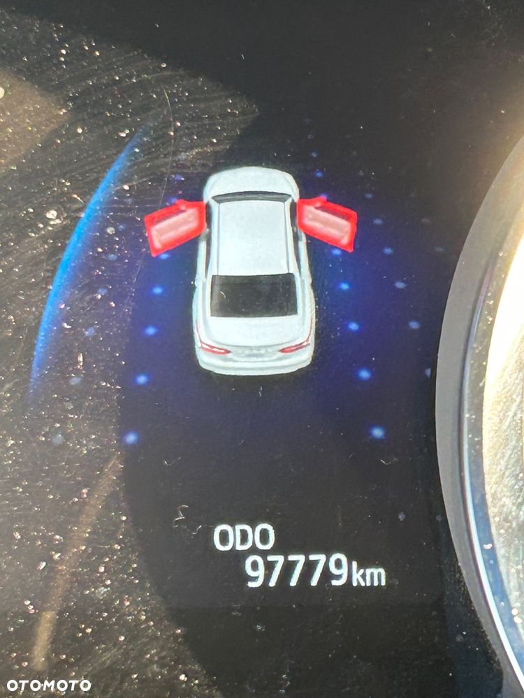 Toyota Camry 2.5 Hybrid Comfort CVT - 25