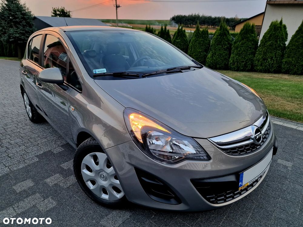 Opel Corsa 1.2 16V Cosmo S&S - 6