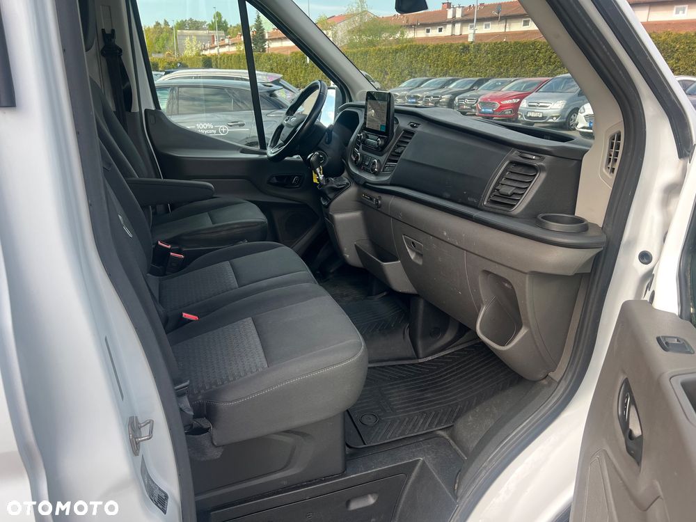 Ford Transit - 41