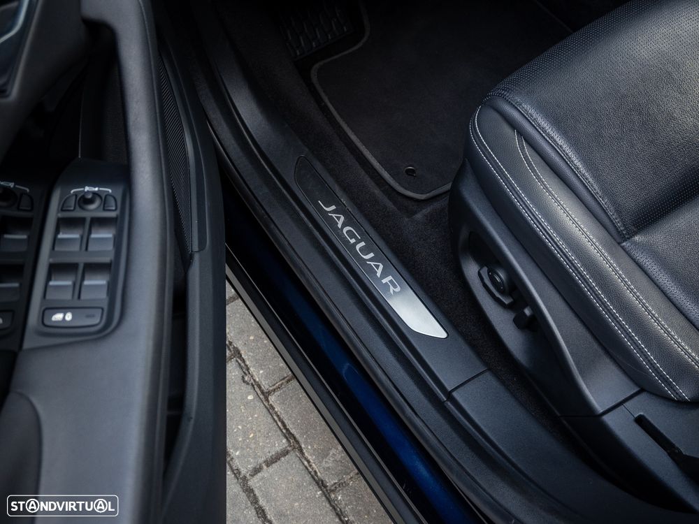 Jaguar I-Pace Black AWD Aut. - 32