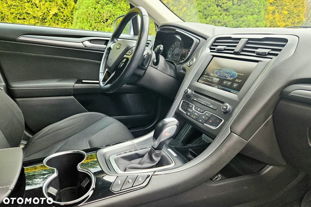 Ford Mondeo 2.0 TDCi Titanium 4WD PowerShift - 8