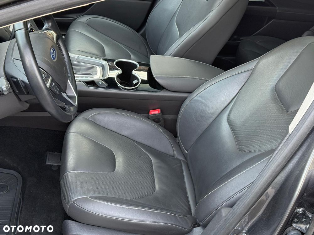 Ford Mondeo 2.0 EcoBoost STart-Stopp Autom Titanium - 14