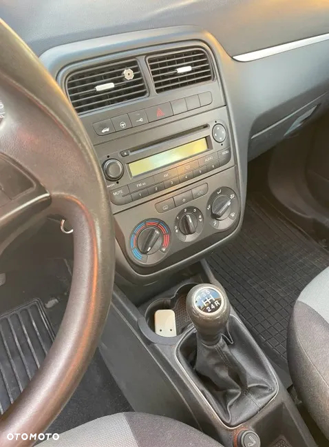 Fiat Grande Punto - 7