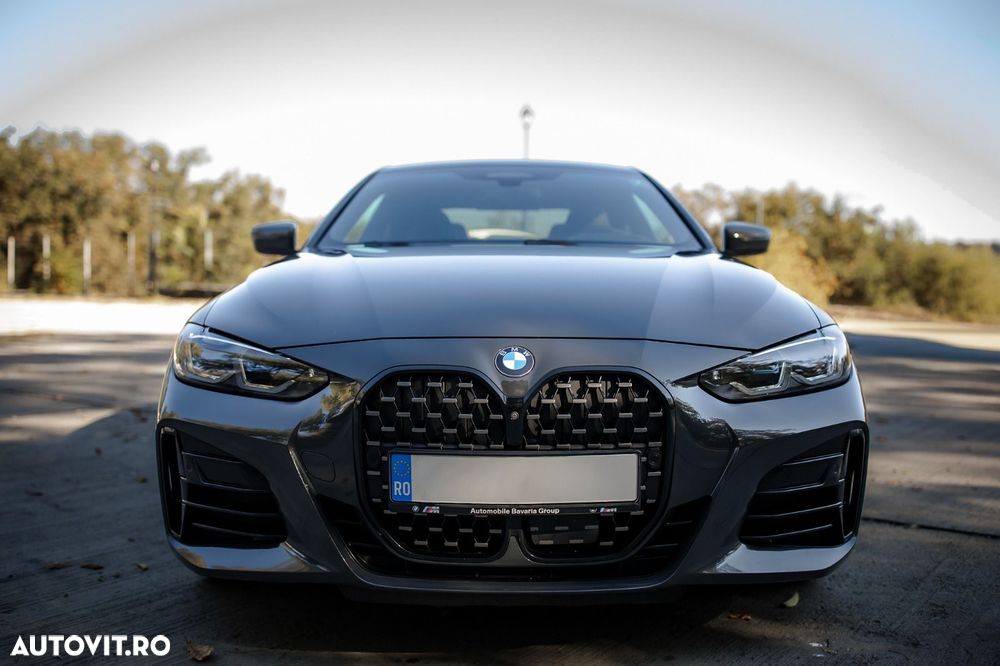 BMW M4 M440i xDrive - 2