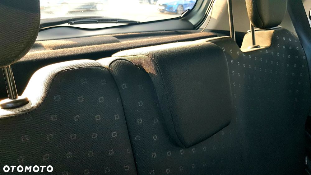 Toyota Yaris 1.0 Luna A/C - 25