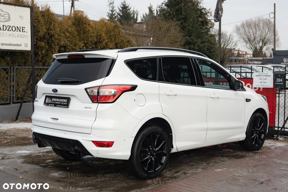 Ford Kuga 1.5 EcoBoost 2x4 ST-Line - 27