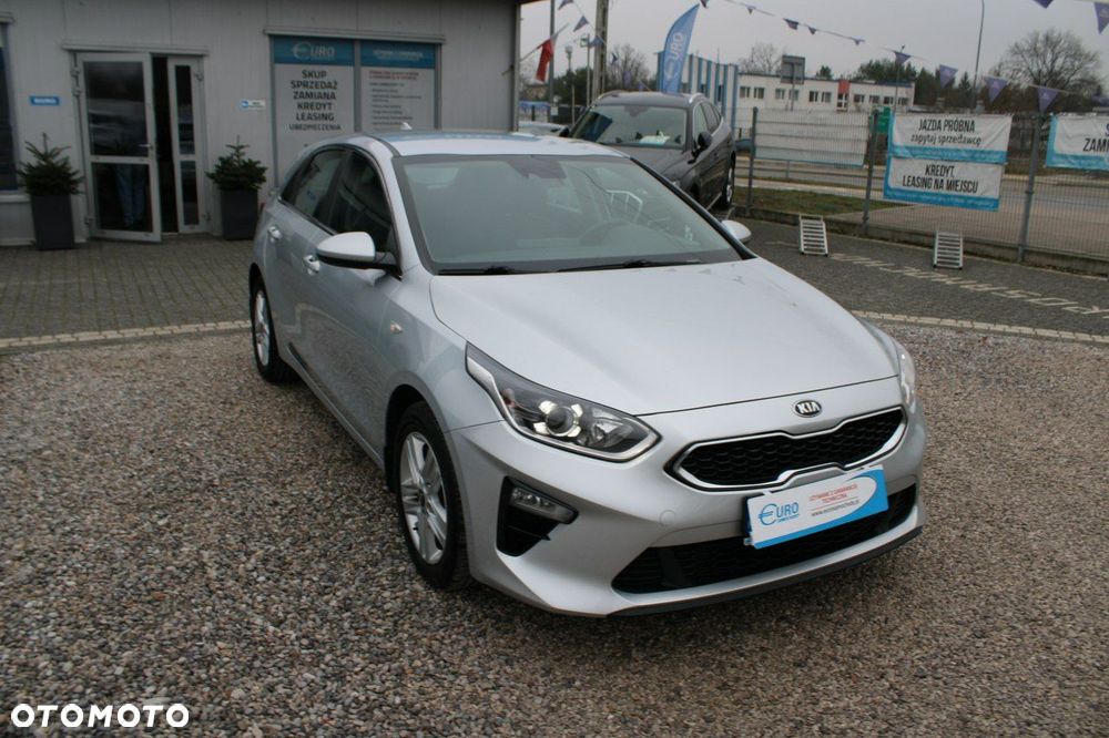 Kia Ceed - 4