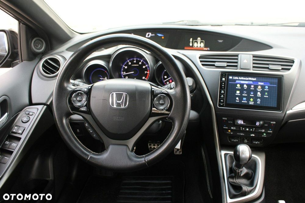 Honda Civic 1.8 i-VTEC Sport - 9
