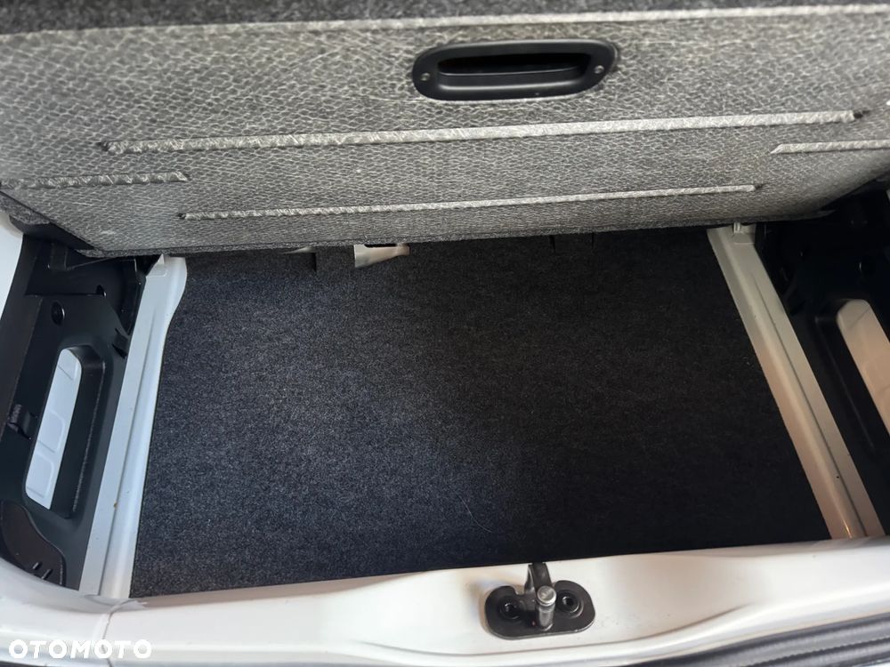 Volkswagen up! - 5