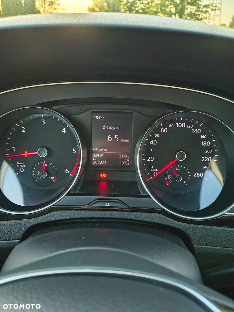 Volkswagen Passat 2.0 TDI BMT Comfortline - 18
