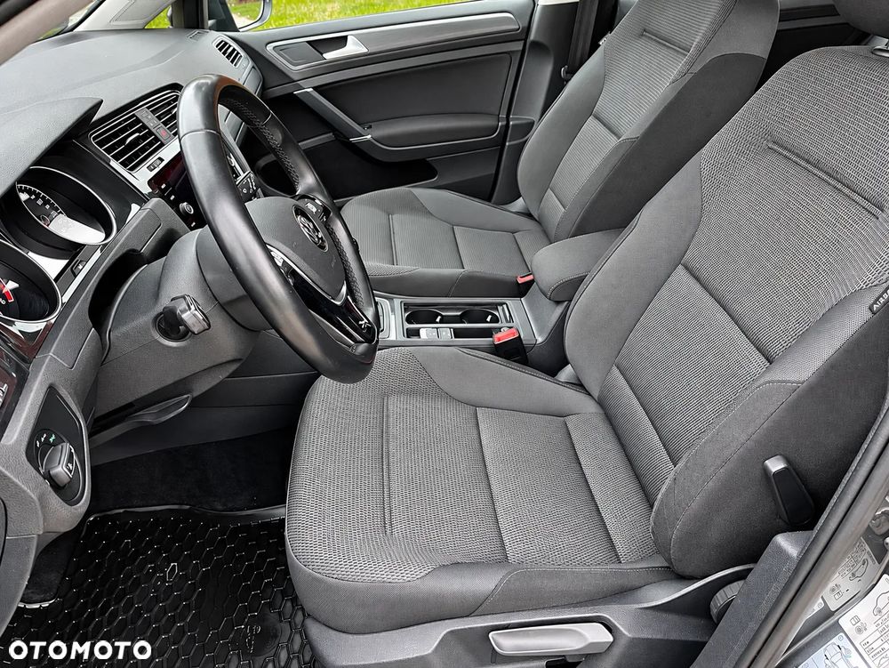 Volkswagen Golf 1.6 TDI BMT Comfortline - 10