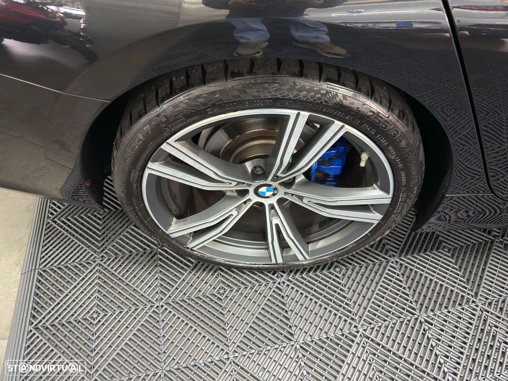 BMW 320 d Touring Line Sport Shadow Auto - 23