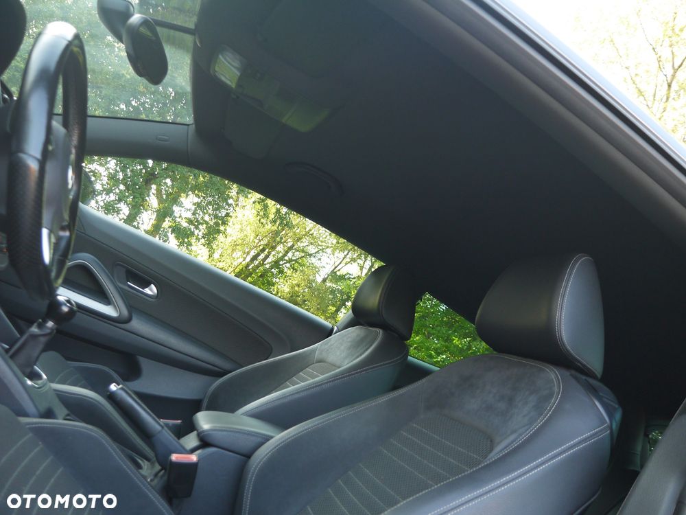 Volkswagen Scirocco 2.0 TDI - 17