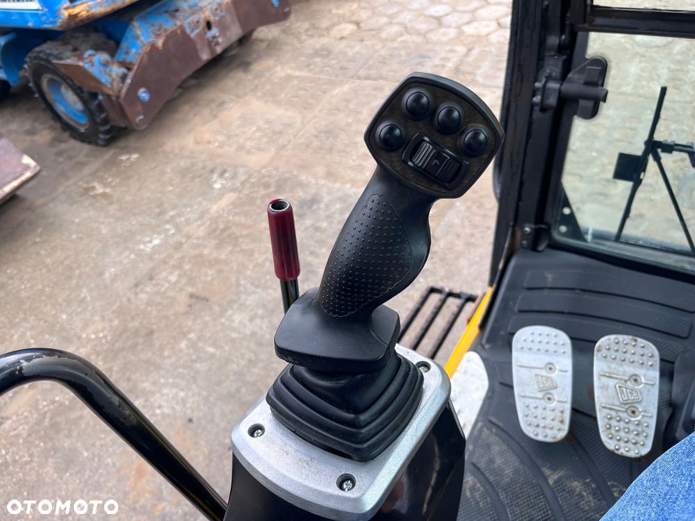 JCB JS145W - 30