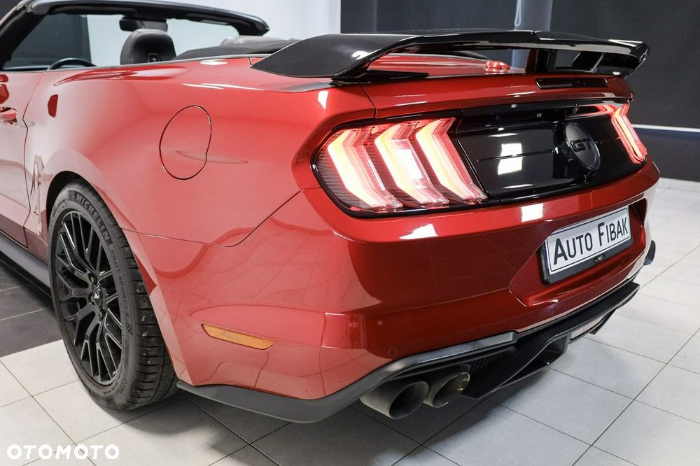 Ford Mustang 5.0 V8 GT - 14