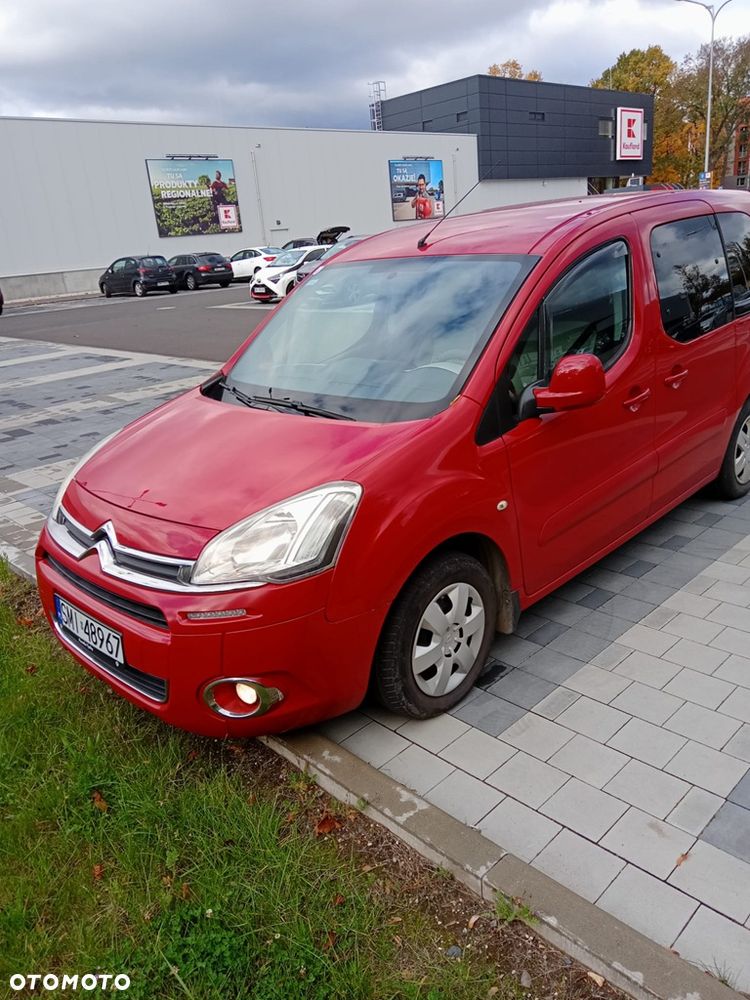 Citroën Berlingo Multispace e-HDi 90 FAP EGS6 Exclusive - 26